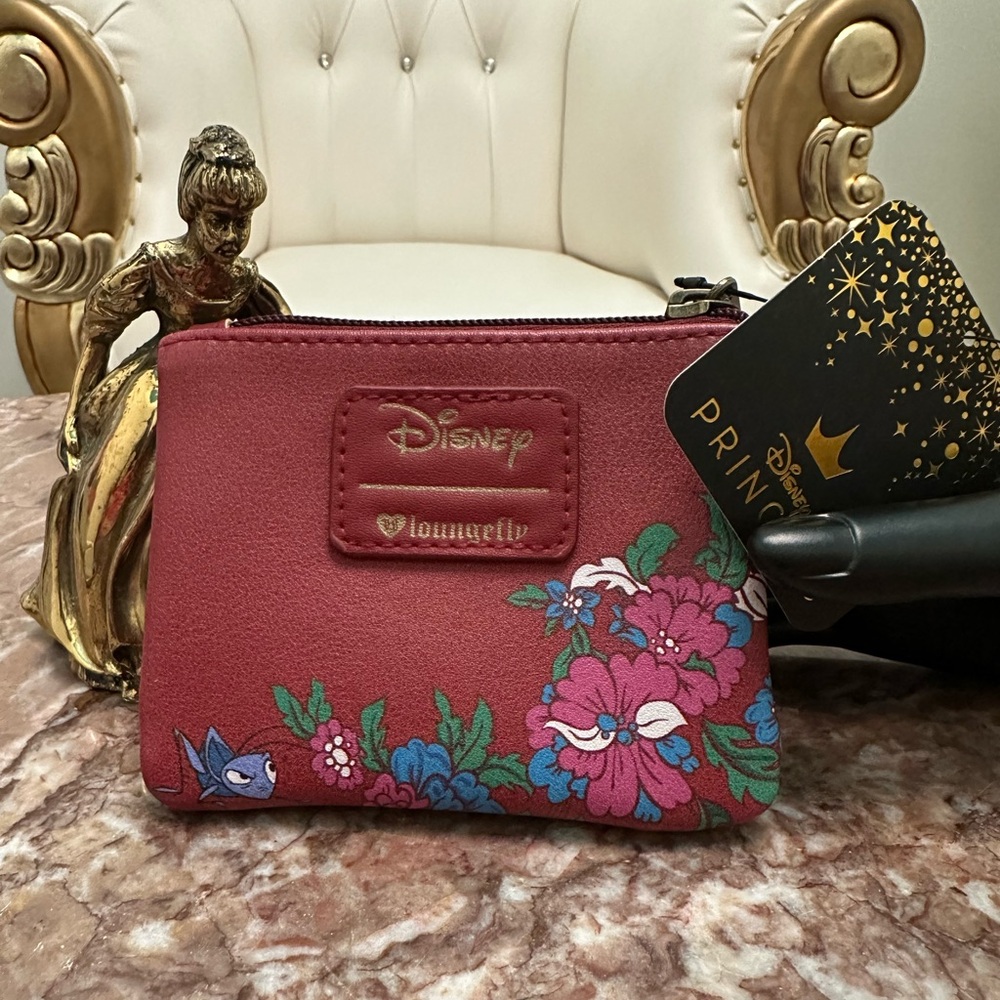🔥RARE Loungefly HEART Mushu coinpurse - NWT - Picture 2 of 4